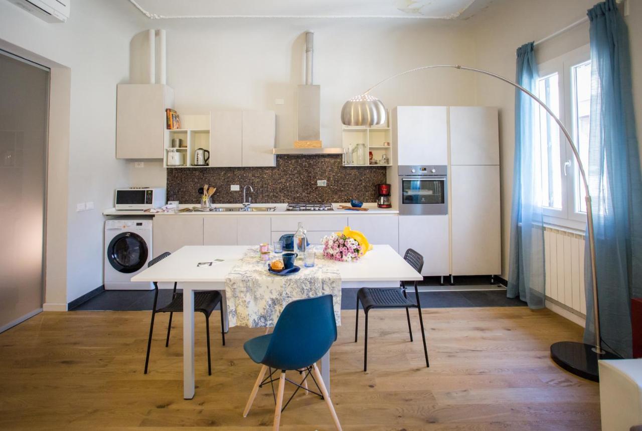 Acacia Firenze - Dalia Apartment ภายนอก รูปภาพ